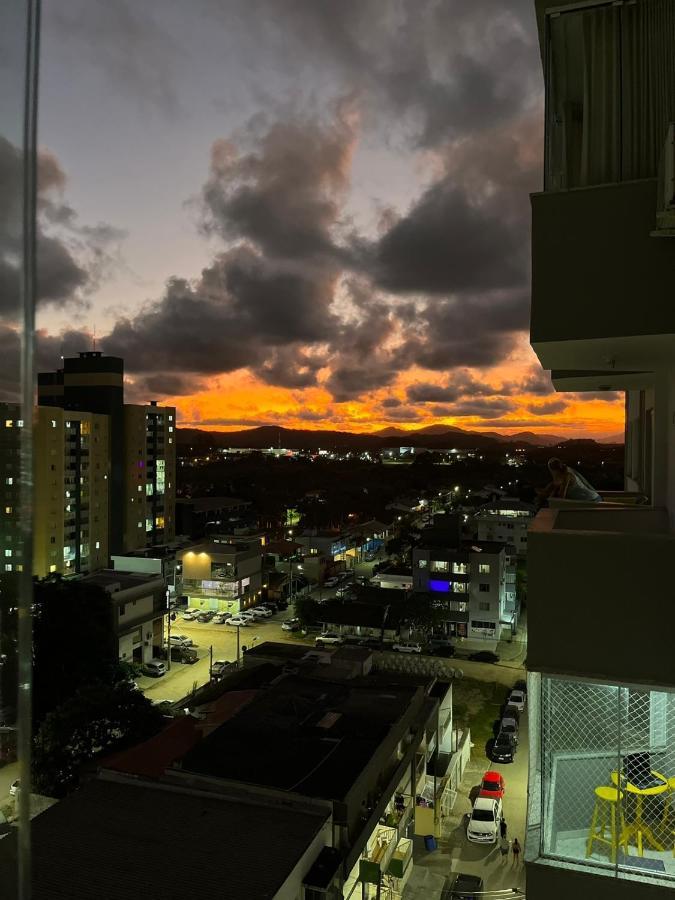 Apartamento Dona Elvira Piçarras Екстериор снимка