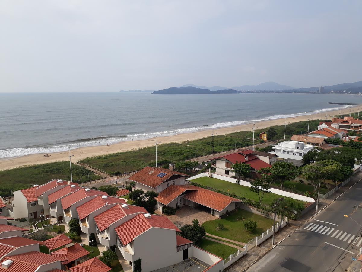 Apartamento Dona Elvira Piçarras Екстериор снимка